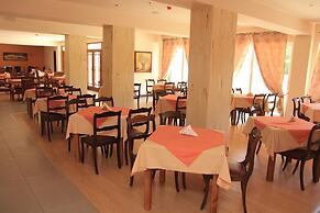 Fiori Hotel