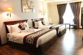 Pars International Hotel