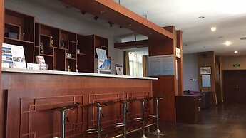 King Parkview Hotel