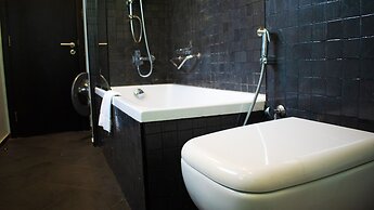 Signature Hotel Apartments & Spa