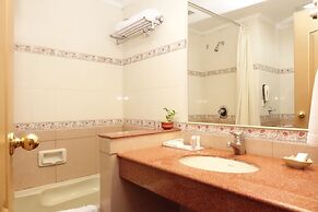 Hotel Abad Plaza