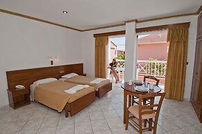 Angelina Hotel & Apartments
