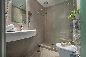 Ammon Zeus Luxury Beach Hotel