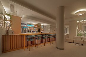Ammon Zeus Luxury Beach Hotel
