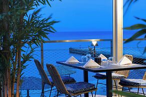 Ammon Zeus Luxury Beach Hotel