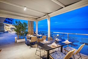 Ammon Zeus Luxury Beach Hotel