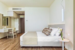 Ammon Zeus Luxury Beach Hotel