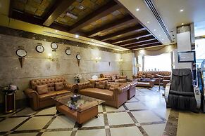 Crystal Plaza Hotel