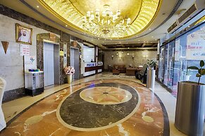 Crystal Plaza Hotel