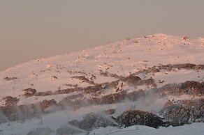 Perisher Valley Hotel