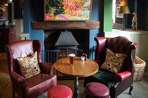The Carnarvon Arms
