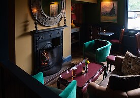 The Carnarvon Arms