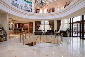 Vantaris Palace