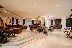 Vantaris Palace