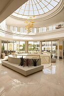 Vantaris Palace