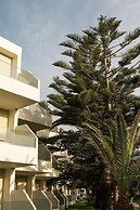 Vantaris Palace