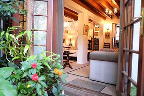Jambo Guest House