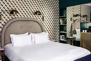 Grand Pigalle Experimental