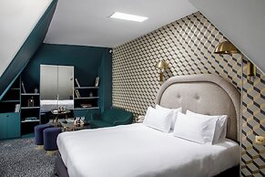 Grand Pigalle Experimental