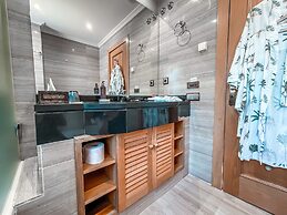 The Marbella Heights Boutique Hotel