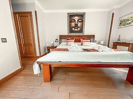 The Marbella Heights Boutique Hotel