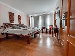 The Marbella Heights Boutique Hotel