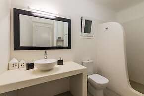 Eleni's Village Suites
