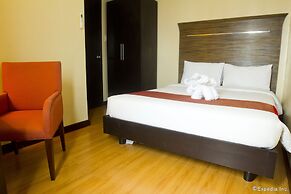 Lancaster Hotel Manila