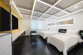 Amourex Hotel