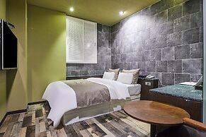 Amourex Hotel