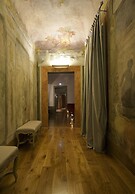 Hotel Rosso 23