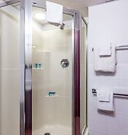 Residence & Conference Centre - Welland