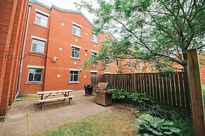 Residence & Conference Centre - Welland