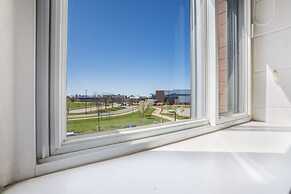 Residence & Conference Centre - Welland