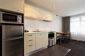 Oaks Auckland Hotel