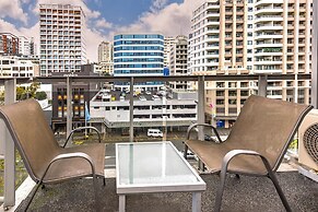 Oaks Auckland Hotel
