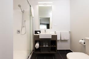 Oaks Auckland Hotel