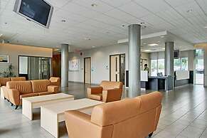 Residence & Conference Centre - Kamloops
