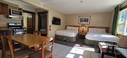 Aspen Village Inn
