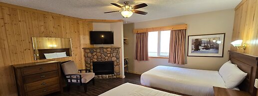 Aspen Village Inn
