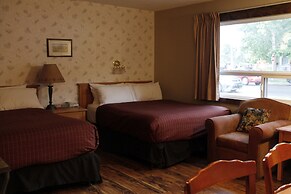 Aspen Village Inn