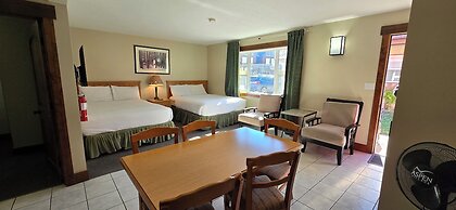 Aspen Village Inn