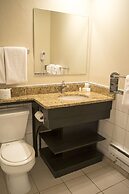 Aspen Village Inn
