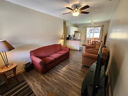 Aspen Village Inn