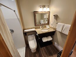 Aspen Village Inn