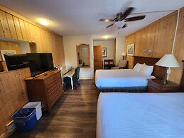 Aspen Village Inn