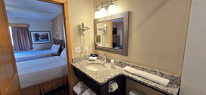 Aspen Village Inn