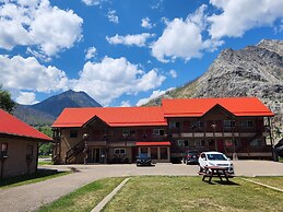 Aspen Village Inn
