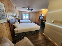 Aspen Village Inn