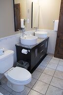 Aspen Village Inn